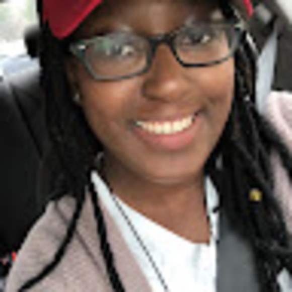 Meet your Posher, Zandria - Picture 1 of 1